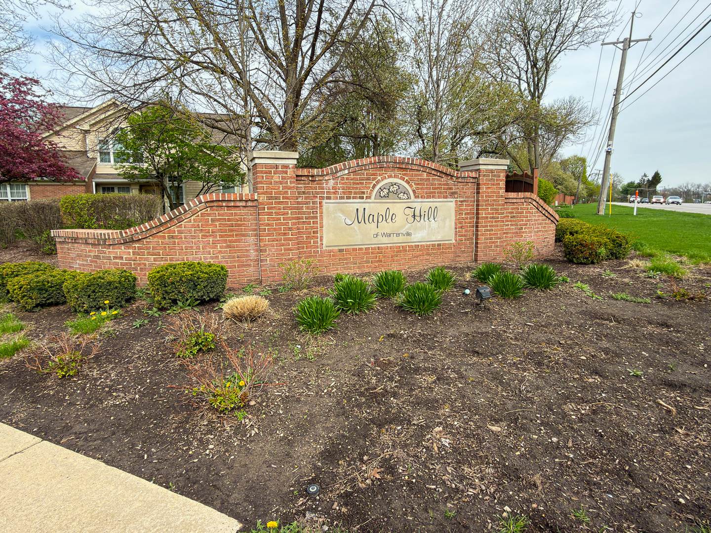 30W015 Juniper Court #30W015, Warrenville, IL