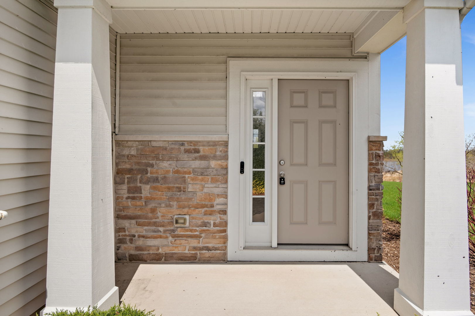 671 Anchorage Court, Pingree Grove, IL