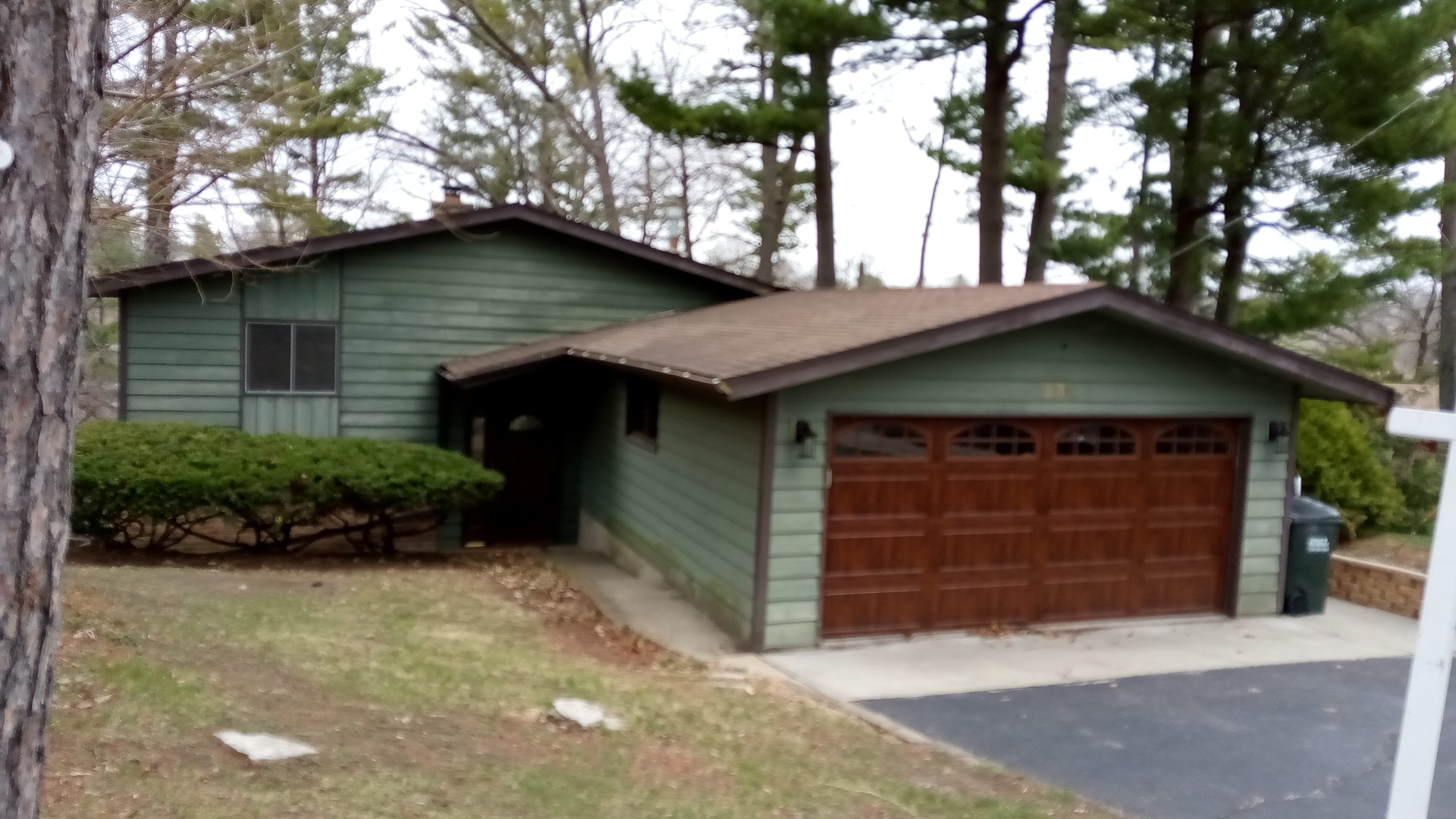 234 Indian Trail, Lake In The Hills, IL