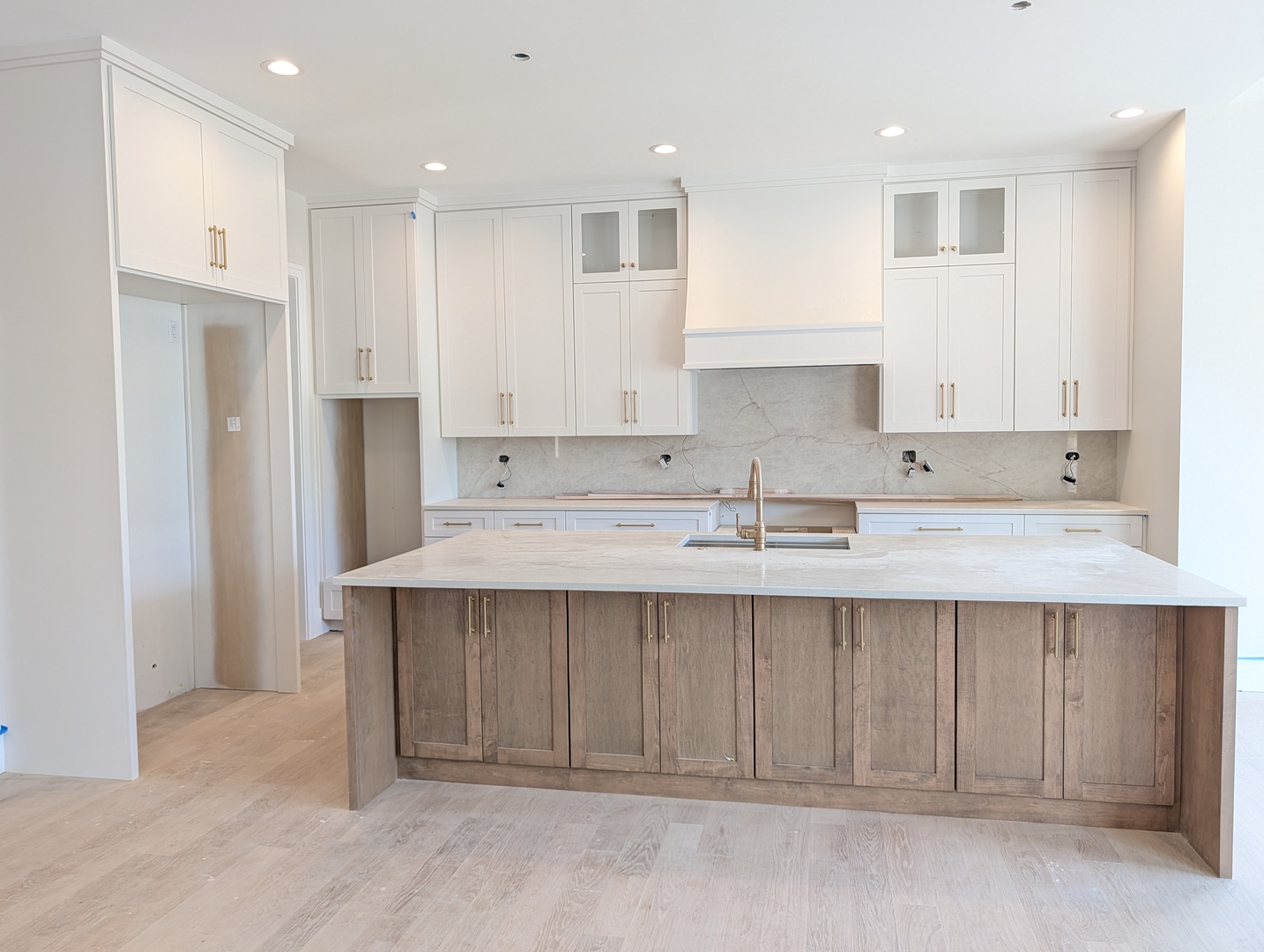 120 N Walnut Street, Elmhurst, IL