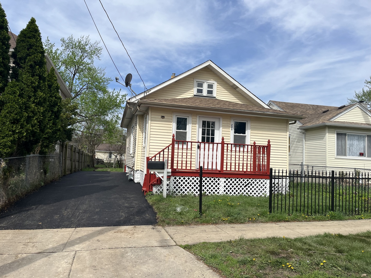 226 N Ohio Street, Aurora, IL