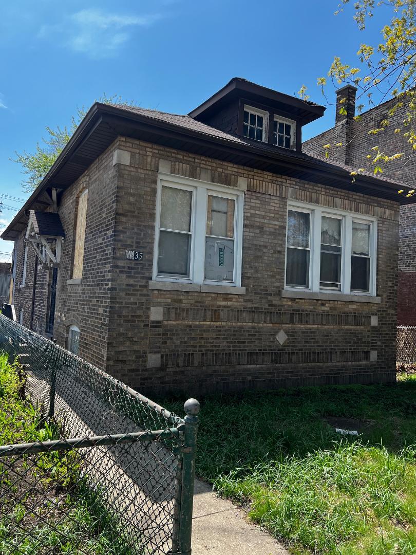1535 E 74th Place, Chicago, IL