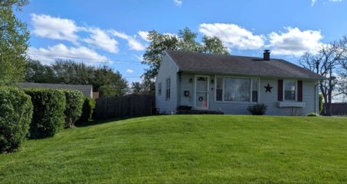 105 E Indiana Street, Momence, IL