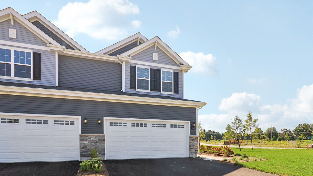 1740 Stable Lane, Aurora, IL