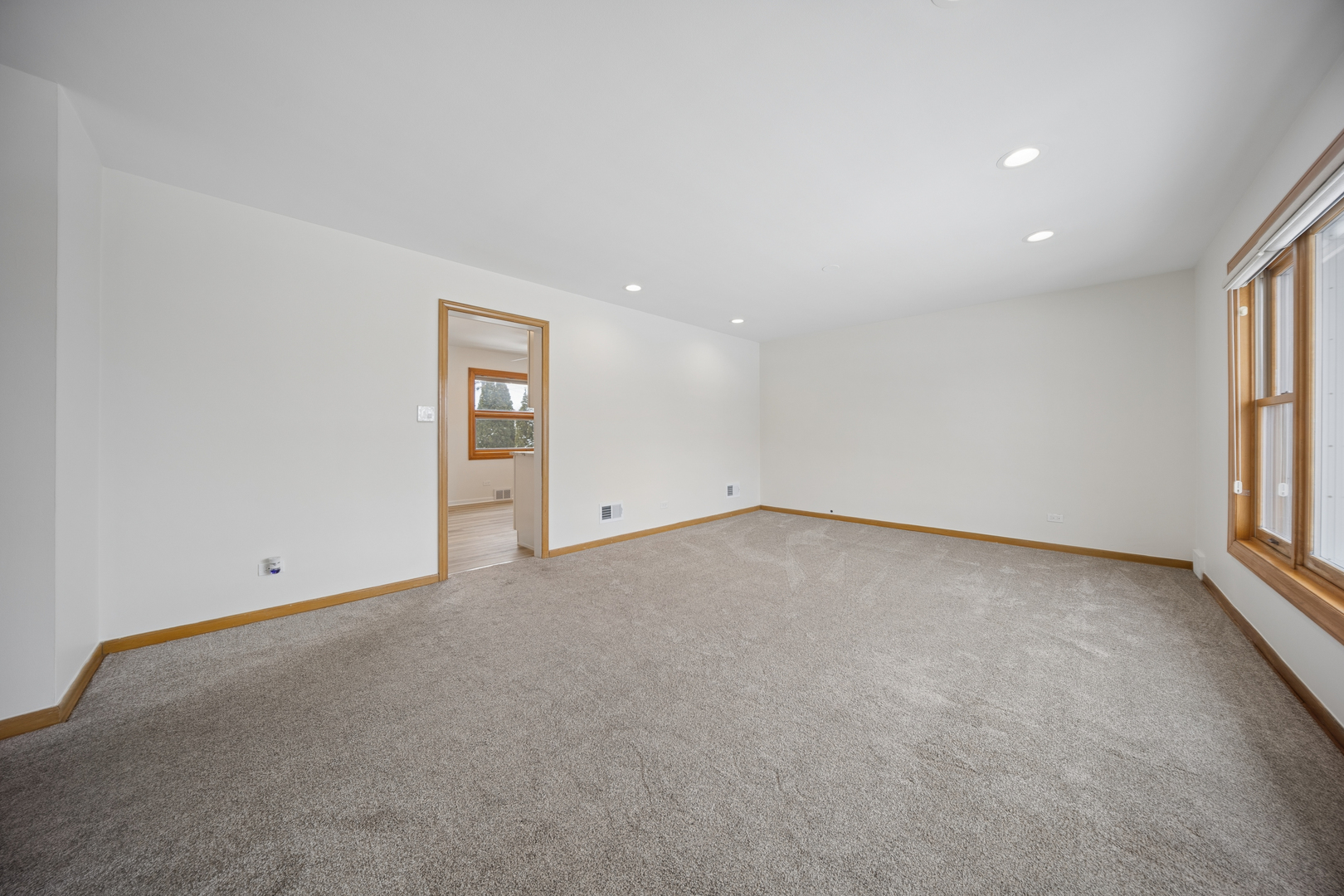 8229 W Giddings Street, Norridge, IL