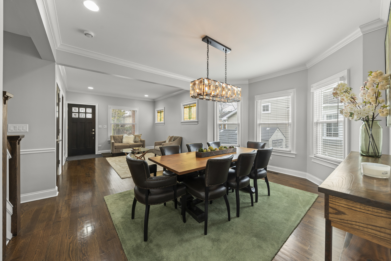 5009 W Catalpa Avenue, Chicago, IL