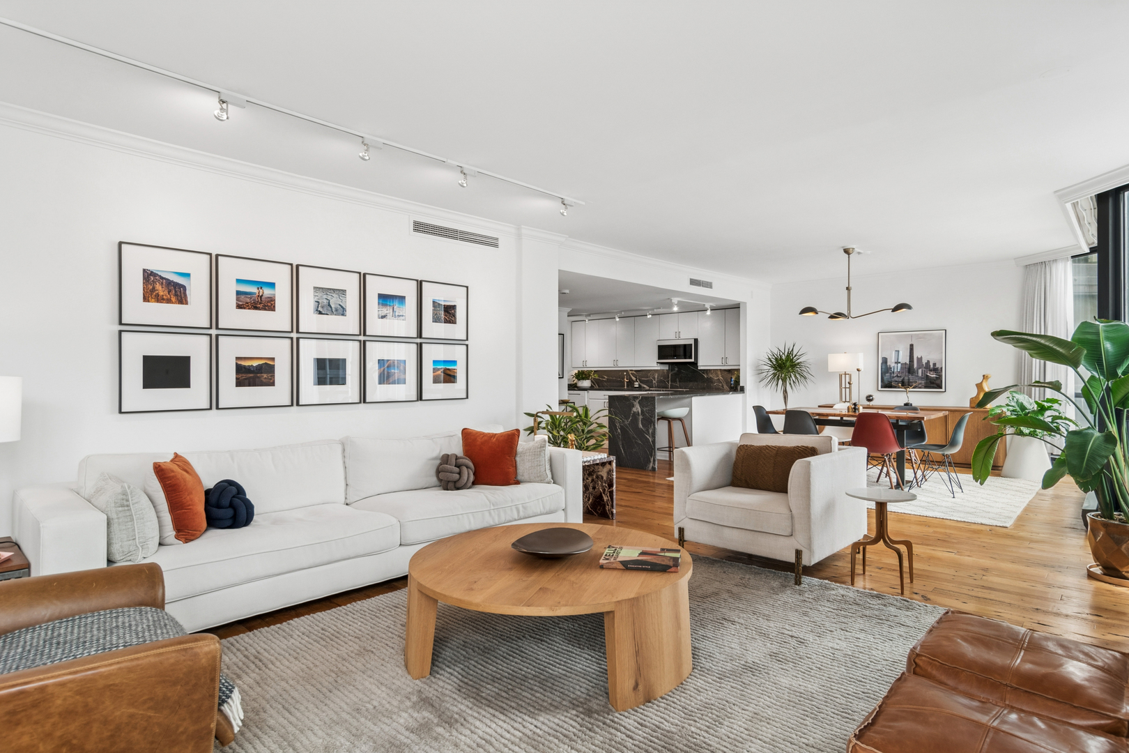 990 N LAKE SHORE Drive #16C, Chicago, IL