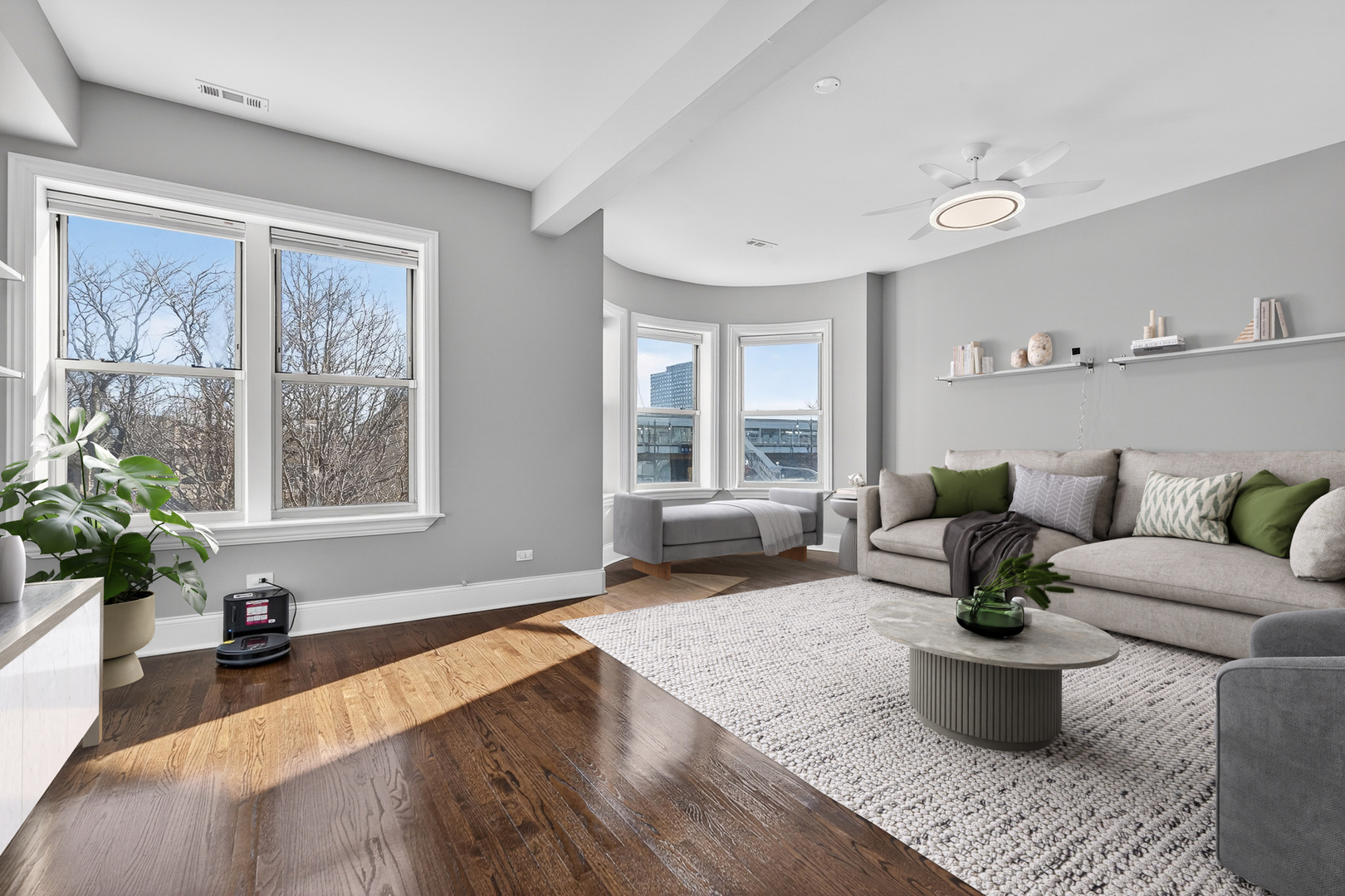 4646 S PRAIRIE Avenue #2S, Chicago, IL