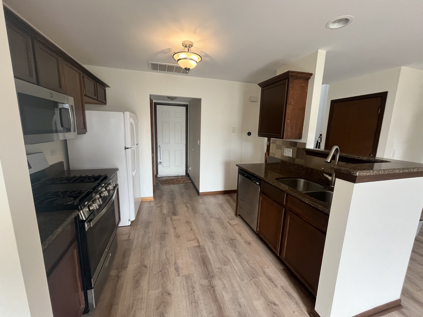 506 Prairie View Drive #506, Minooka, IL