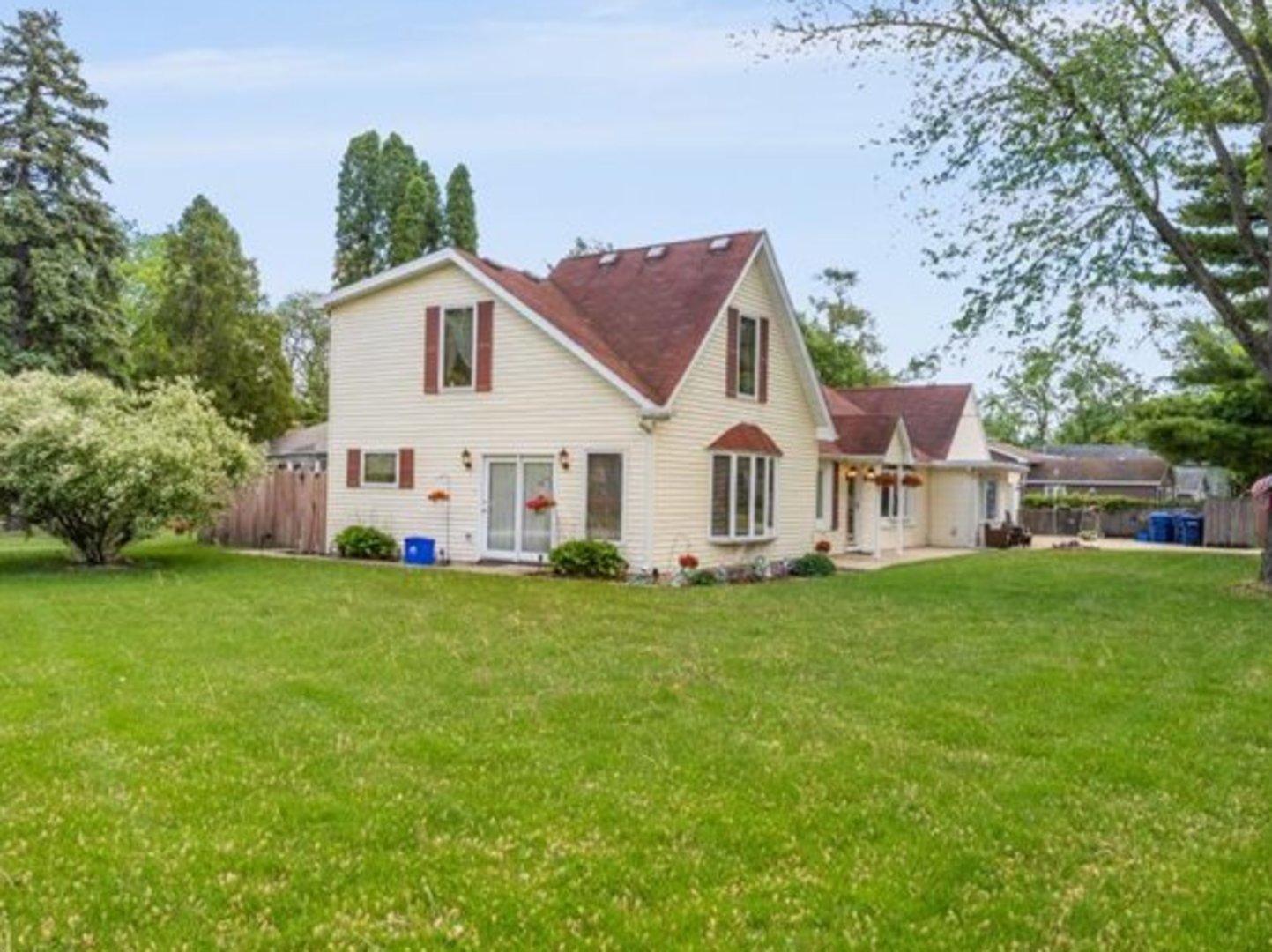 125 Maple Court #1, Geneva, IL