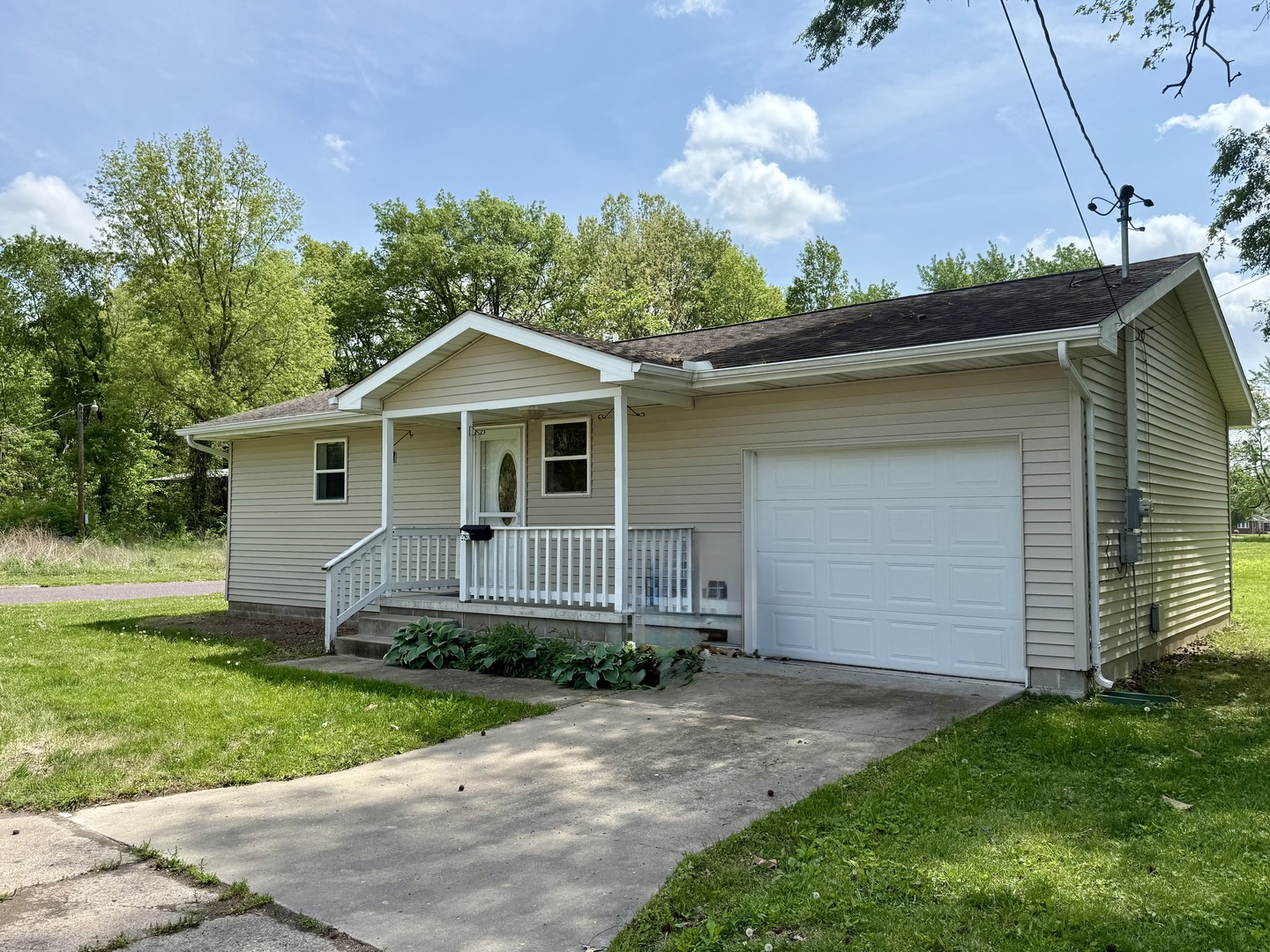 408 E Clark Street, West Frankfort, IL