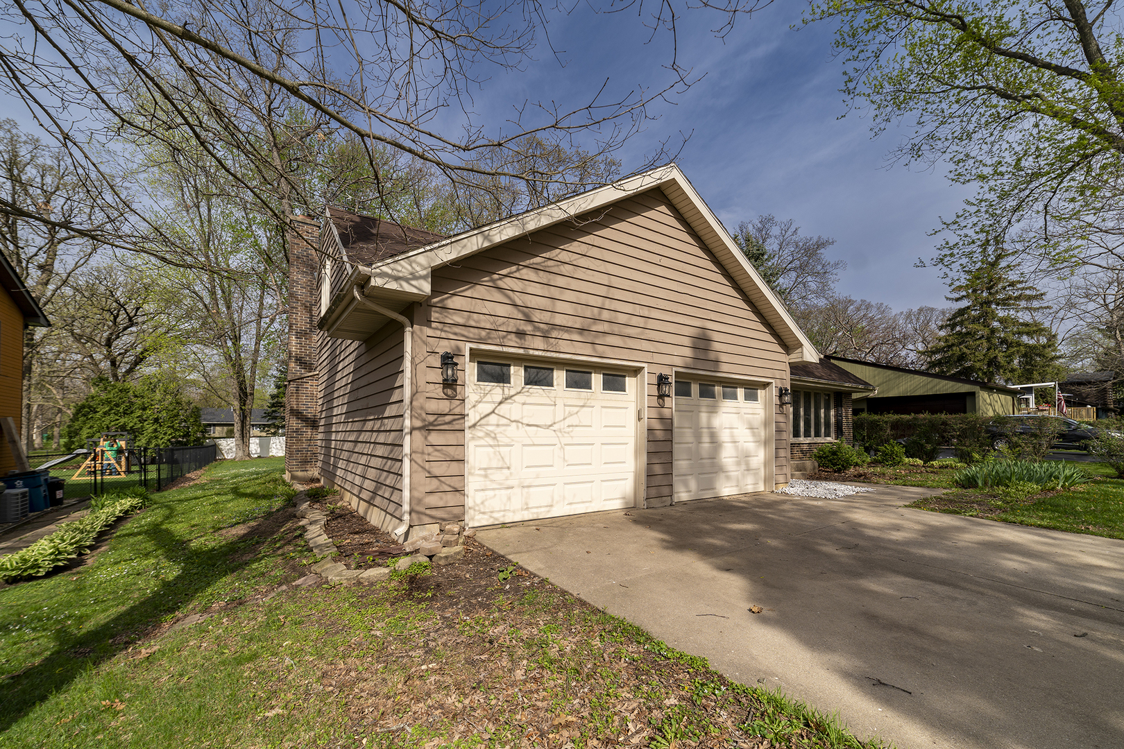 761 CYNTHIA Drive, Lake Holiday, IL