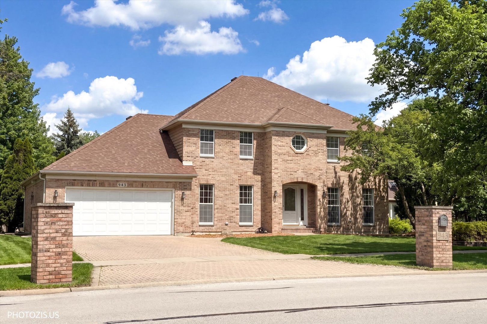 943 W Bailey Road, Naperville, IL