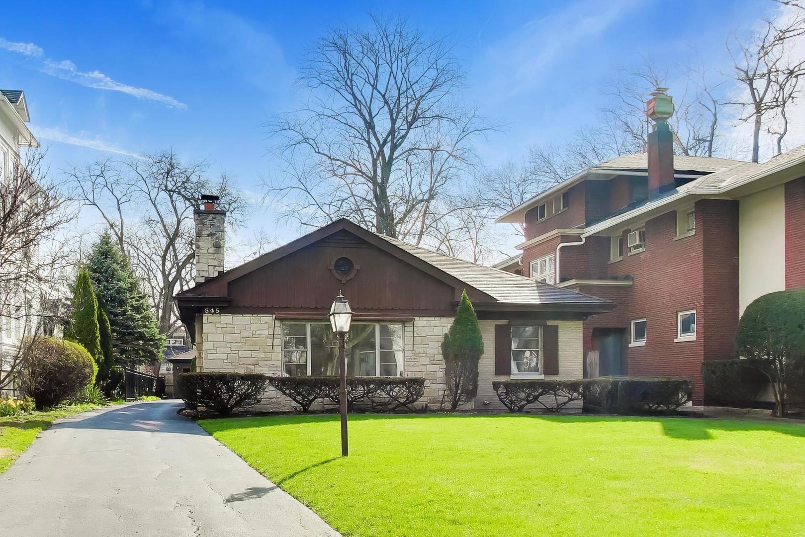 545 Thatcher Avenue, River Forest, IL