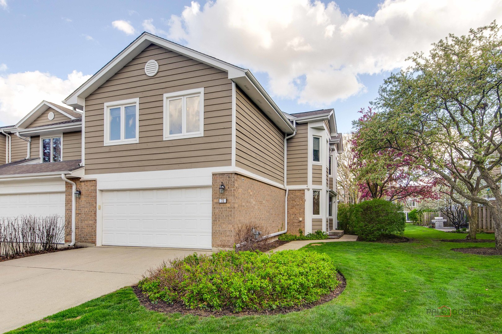 73 Woodstone Drive, Buffalo Grove, IL