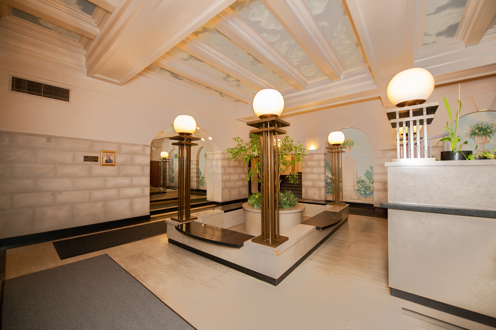 5300 S Shore Drive #111, Chicago, IL