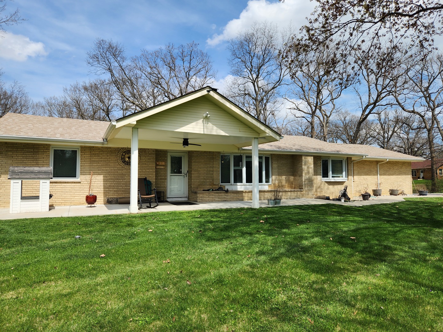 88 Gromer Road, Elgin, IL