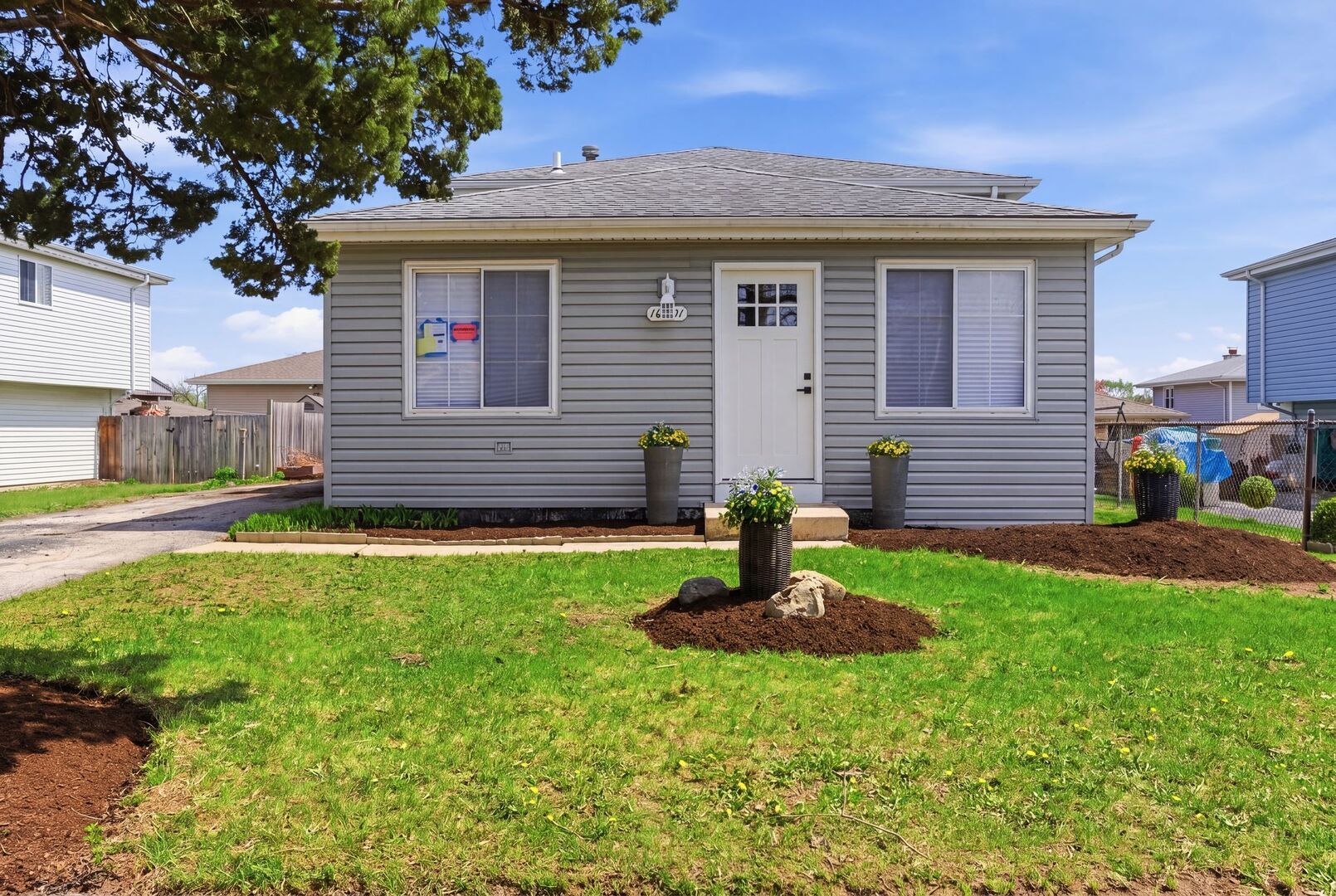 16801 90th Avenue, Orland Hills, IL