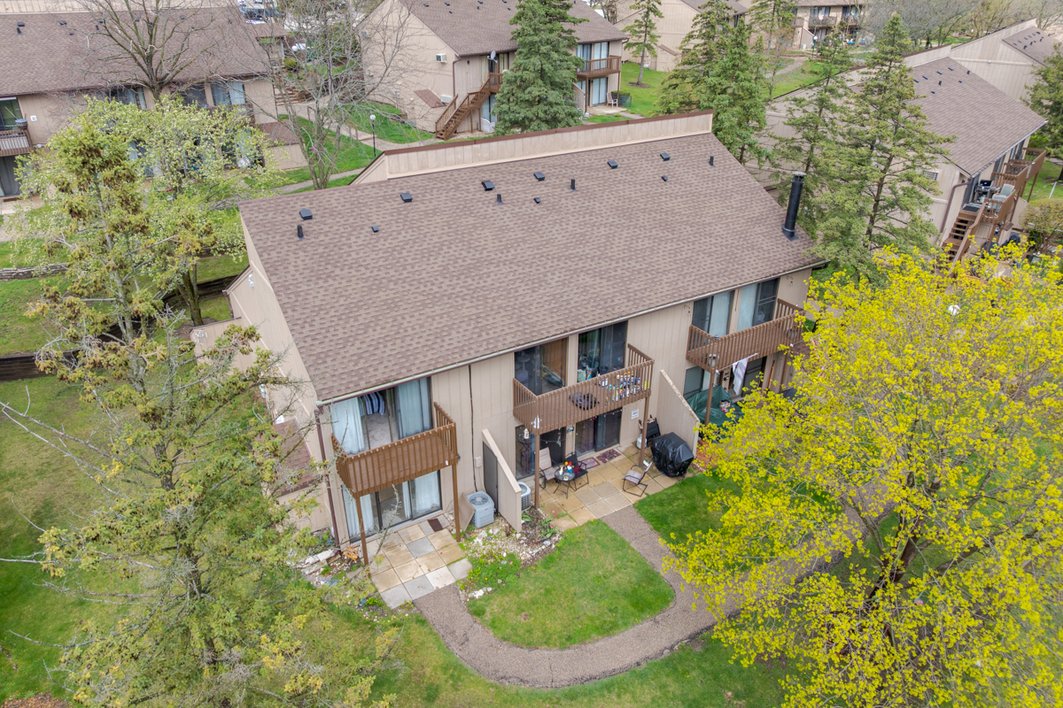 28 Jamaica Colony #3, Fox Lake, IL