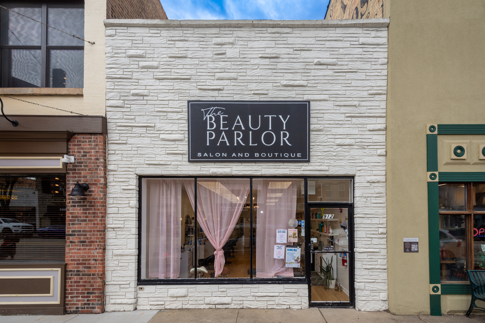 912 Main Street, Antioch, IL