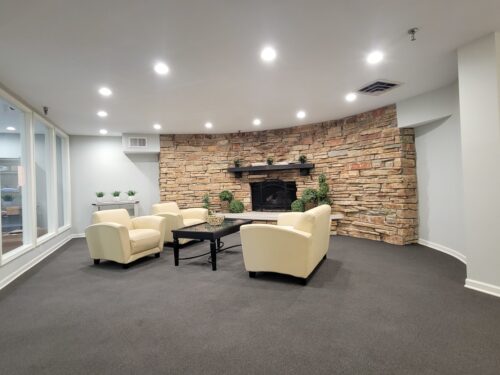 250 W PARLIAMENT Place #307, Mount Prospect, IL