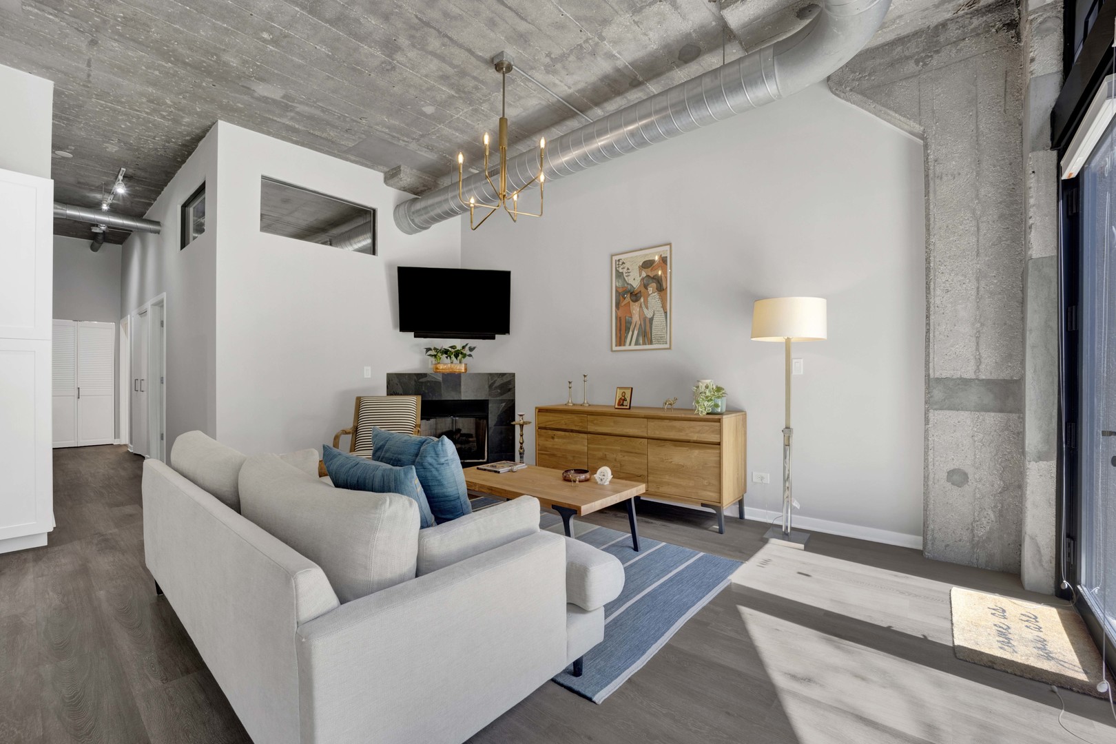 1151 W 14th Place #106, Chicago, IL