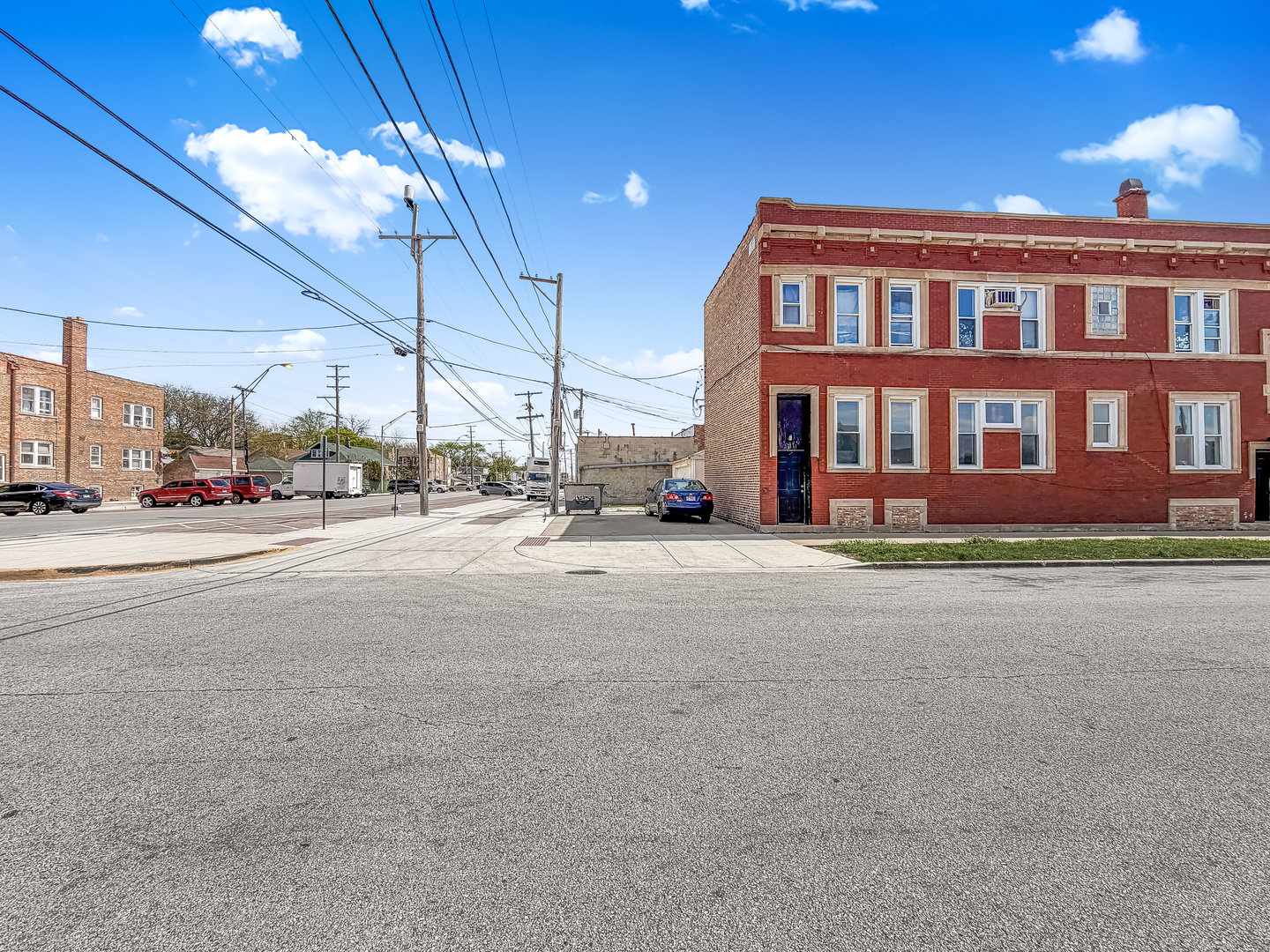 5720 W Cermak Road, Cicero, IL