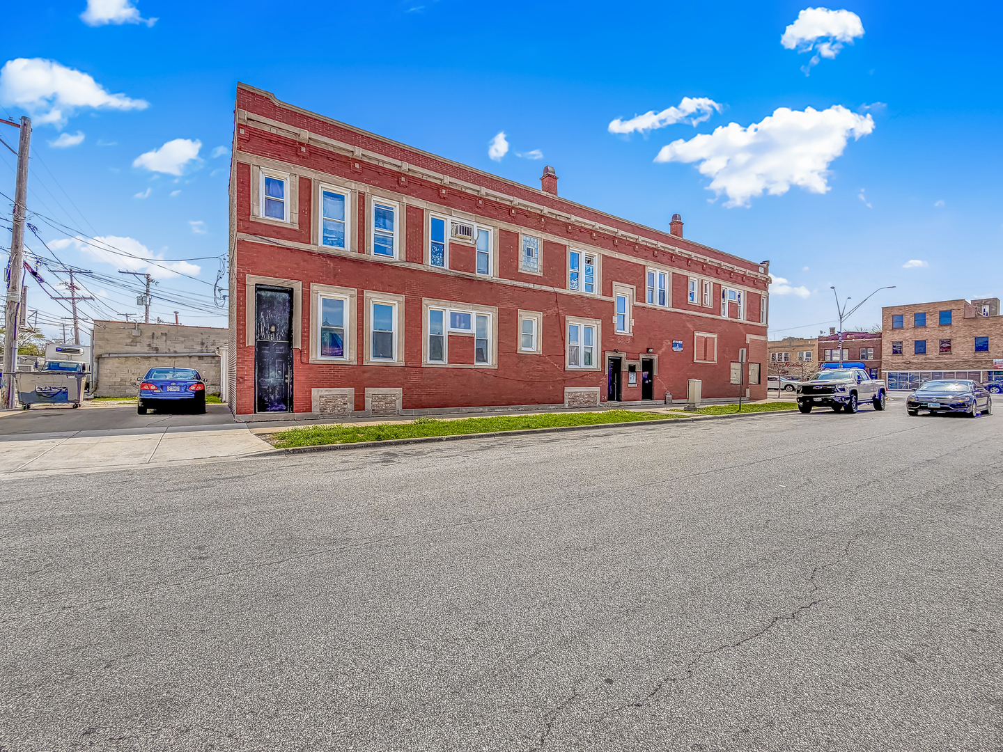 5720 W Cermak Road, Cicero, IL