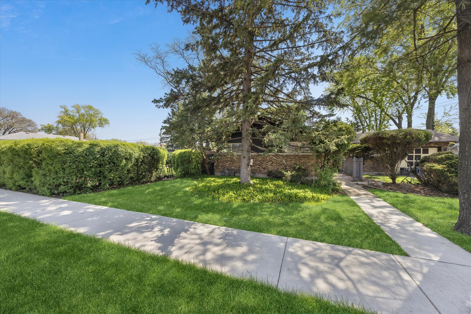 9135 26th Place, Brookfield, IL