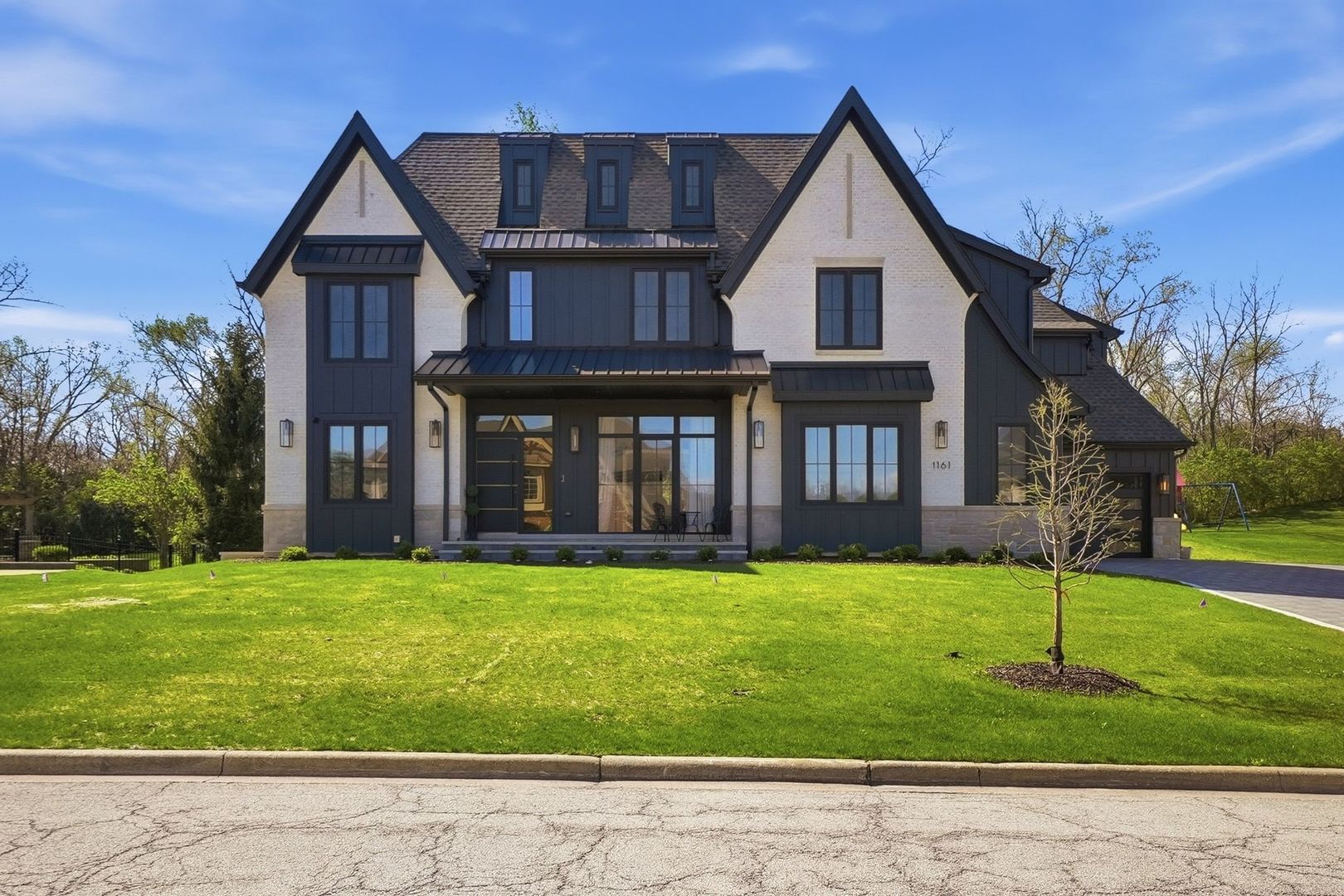 1161 Secret Forest Drive, Burr Ridge, IL