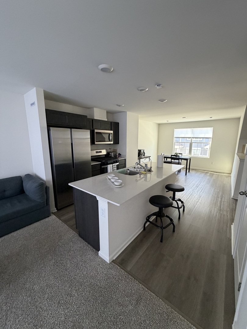 1555 Sequoia Way, Pingree Grove, IL