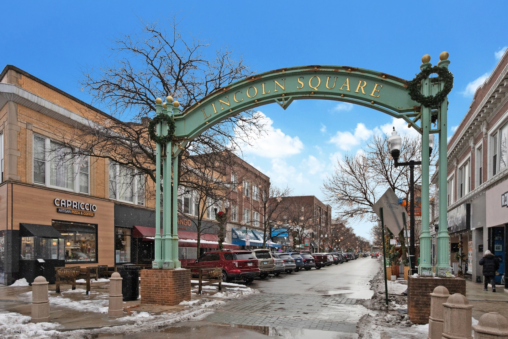 4851 N Western Avenue, Chicago, IL