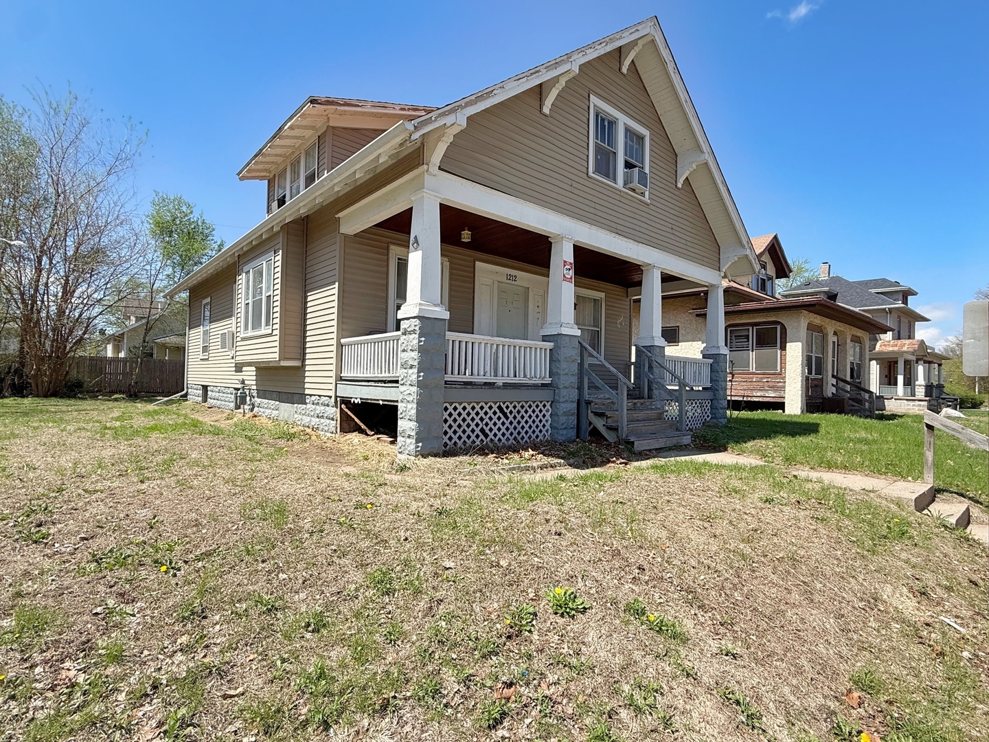 1212 Glenhurst Court, Rock Island, IL