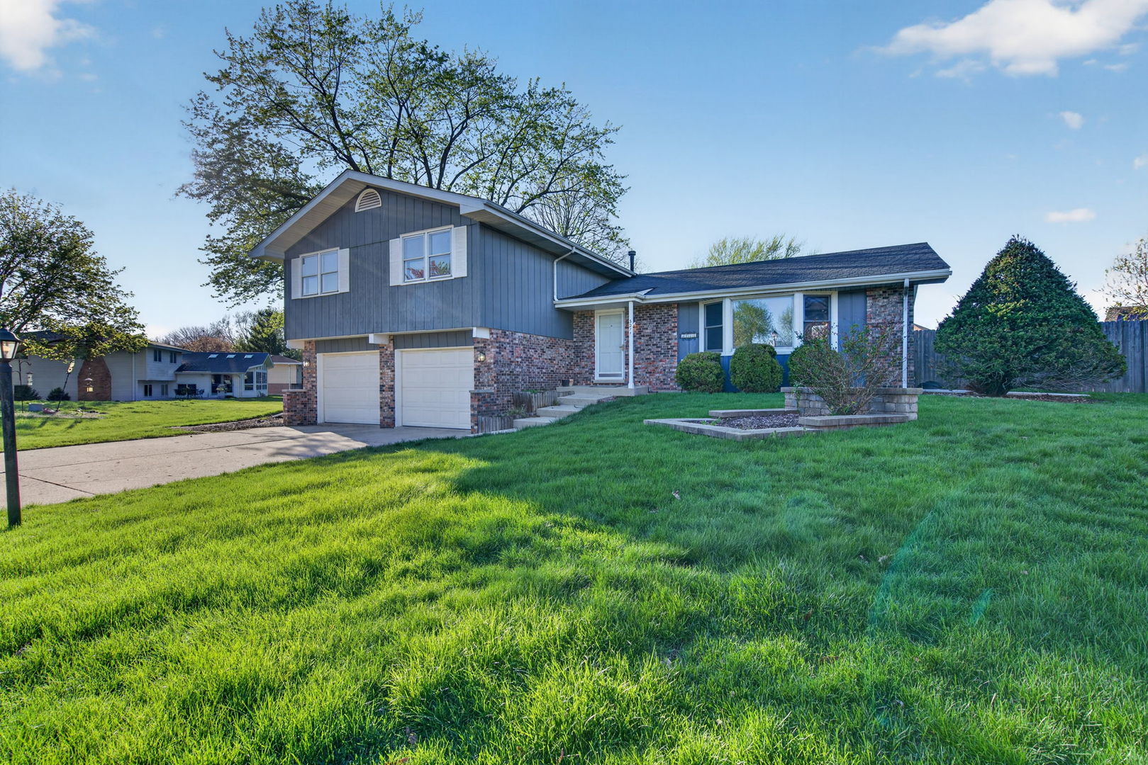 3211 Wild Oaks Court, Joliet, IL