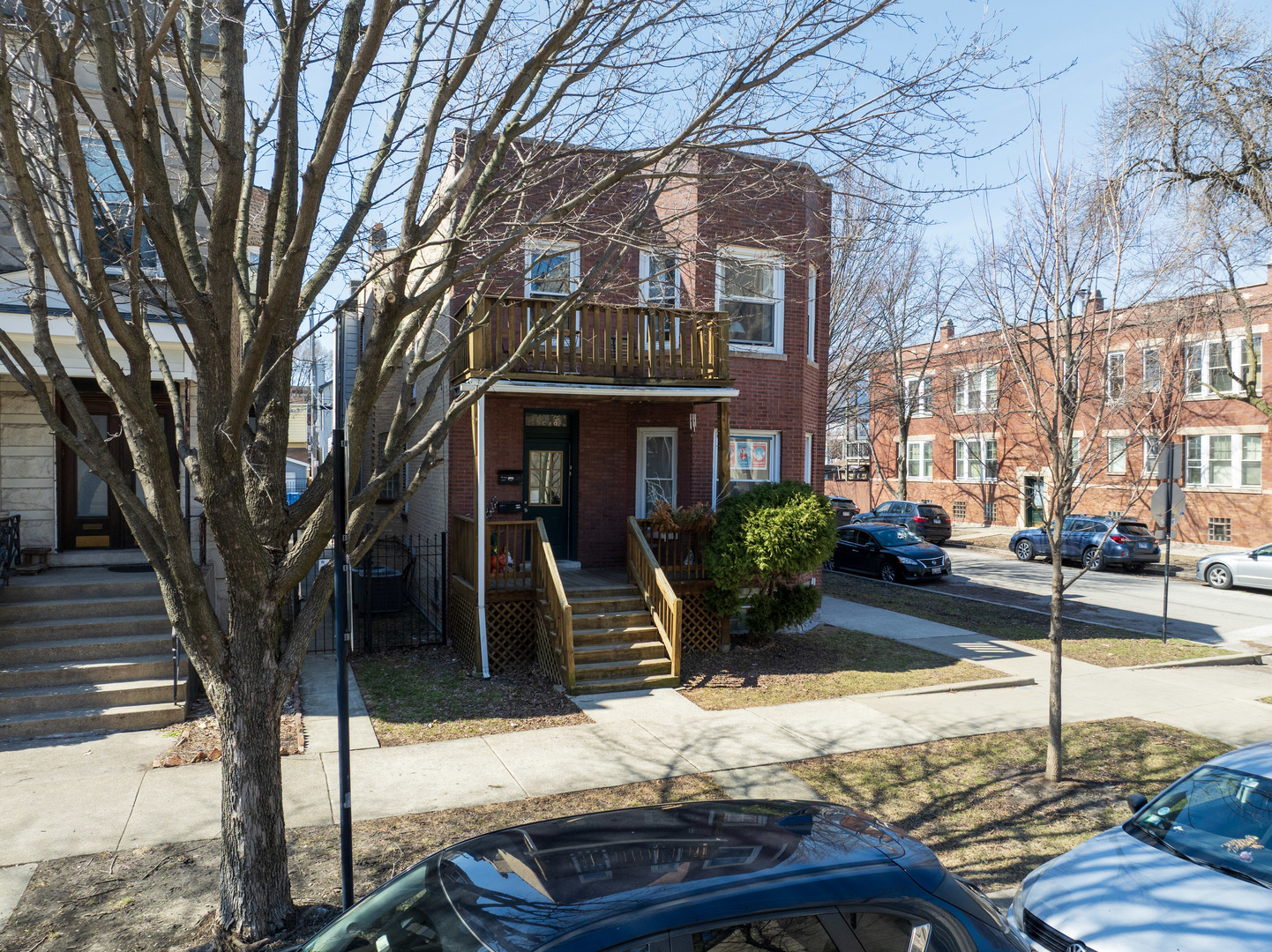 2648 N Francisco Avenue, Chicago, IL