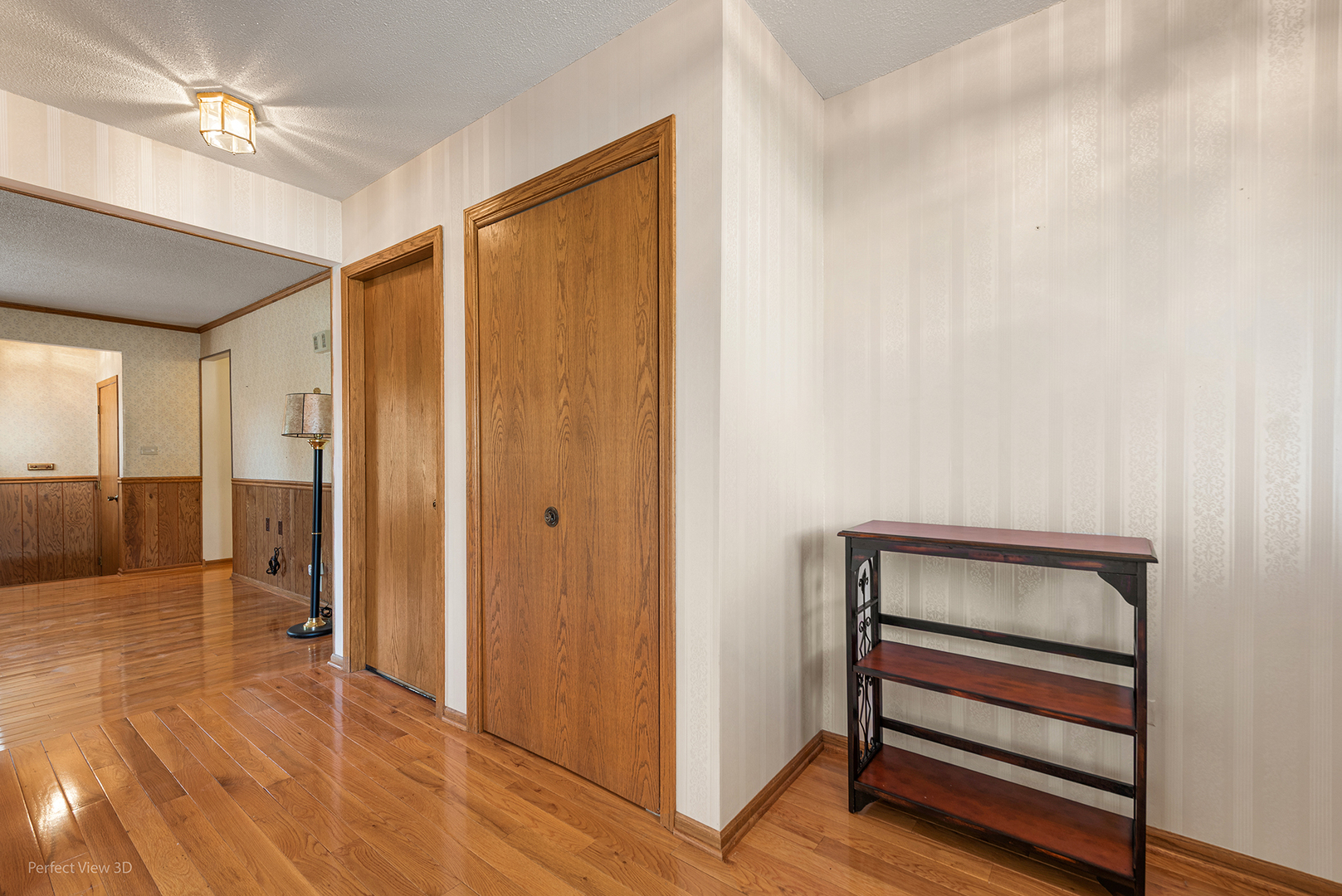 1621 Claremont Drive, Darien, IL