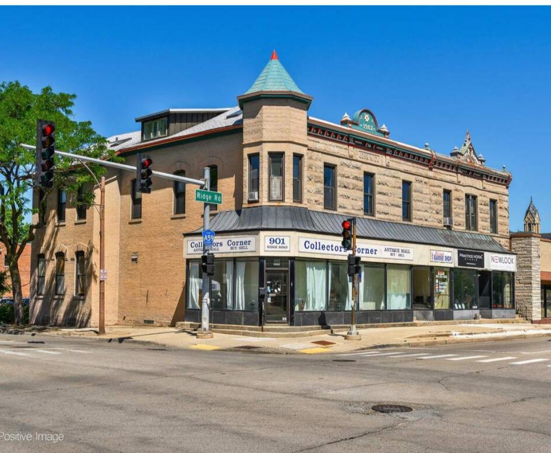 903 RIDGE Road #2, Wilmette, IL