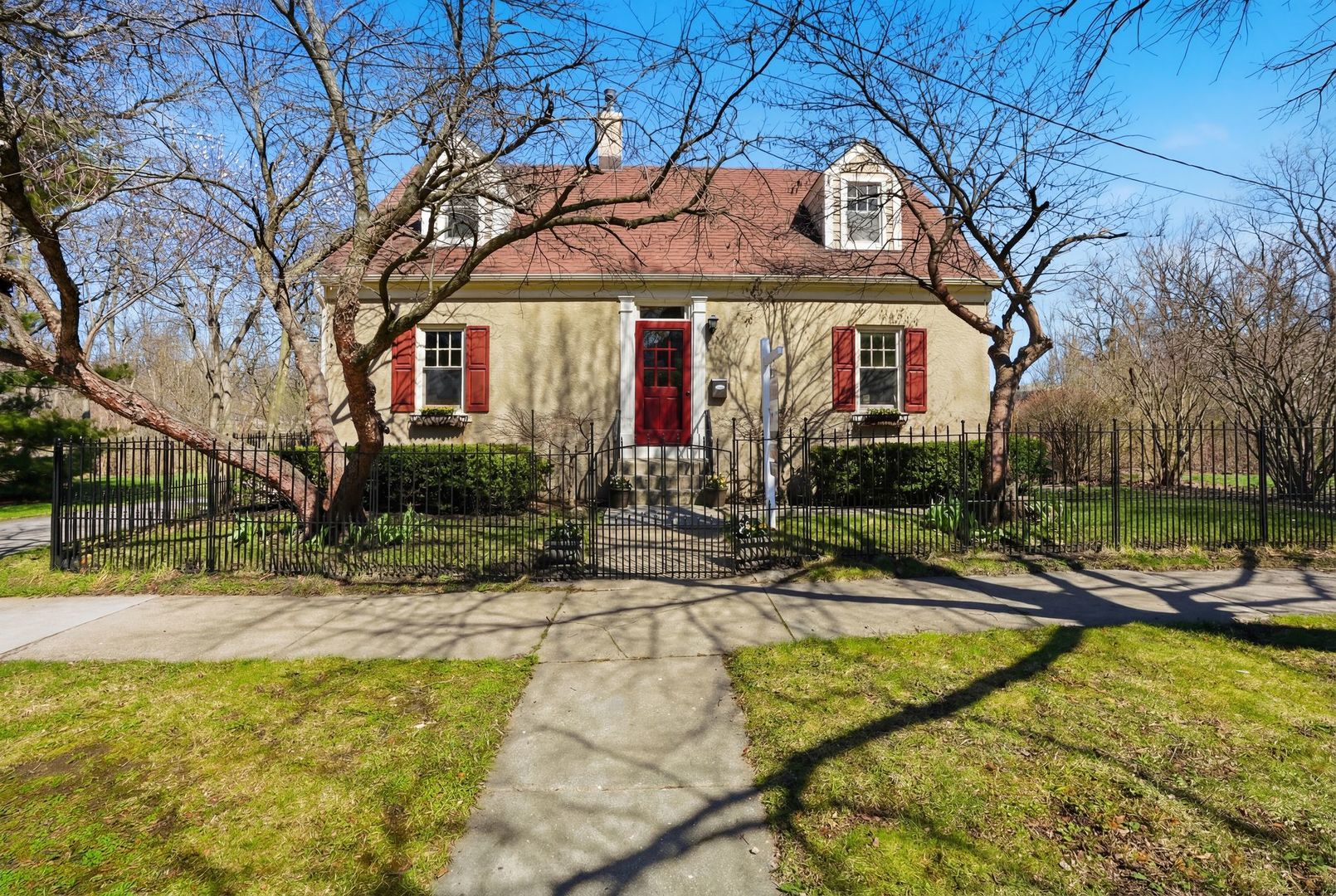 218 N 4th Avenue, St. Charles, IL