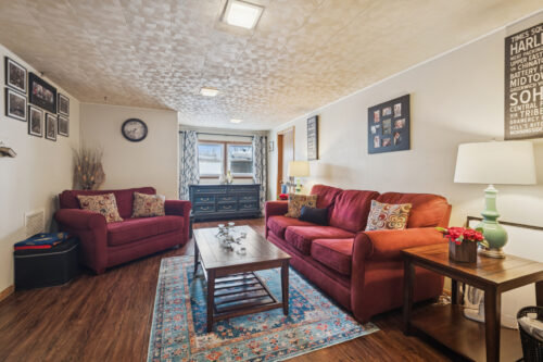 15201 GEOFFREY Road, Oak Forest, IL