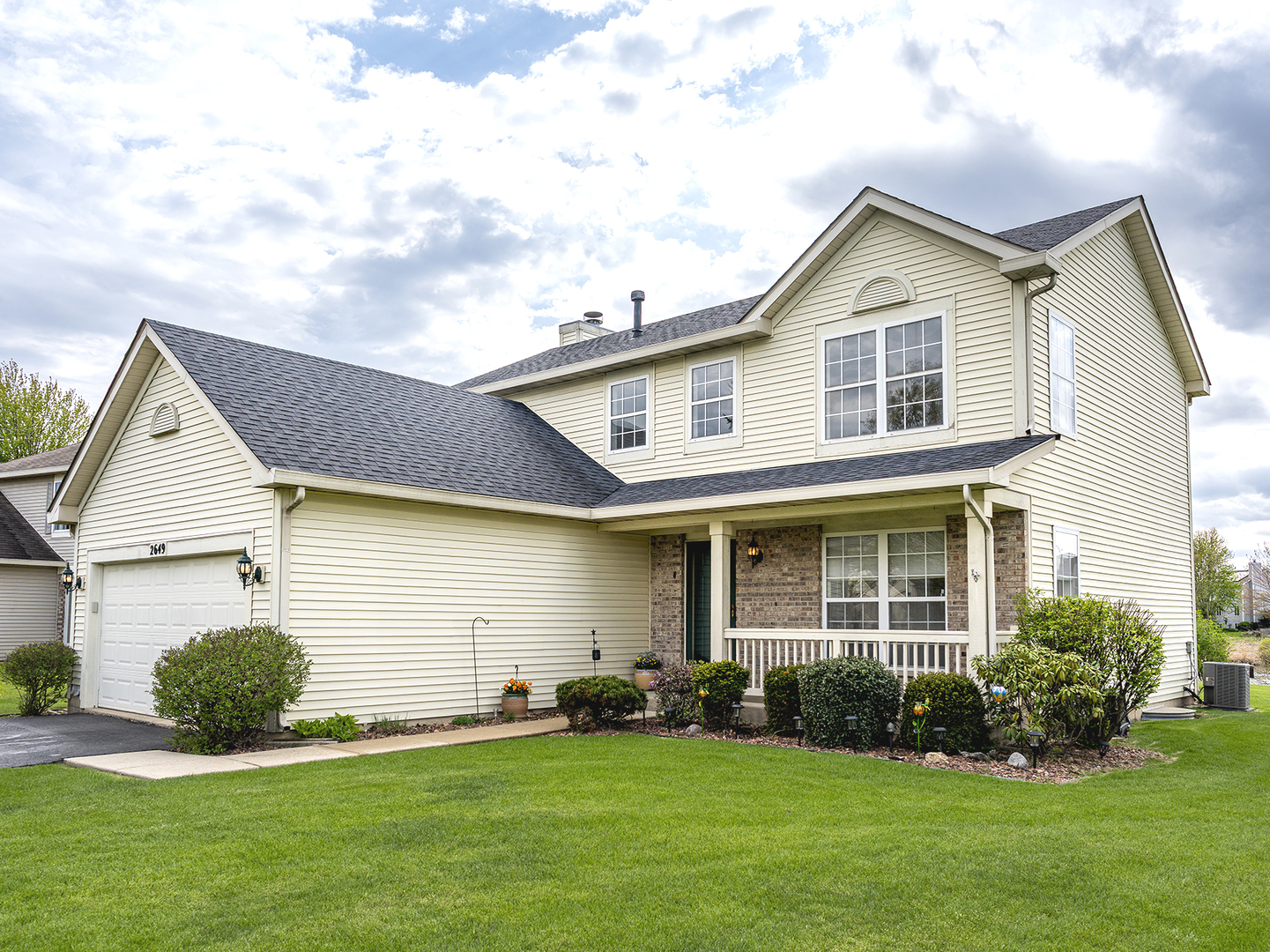 2649 Caliendo Circle, Montgomery, IL