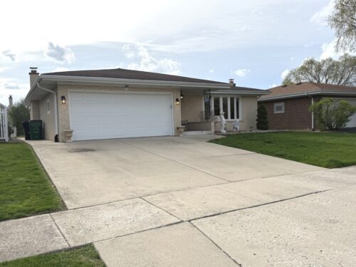 3044 Halifax Avenue, Westchester, IL