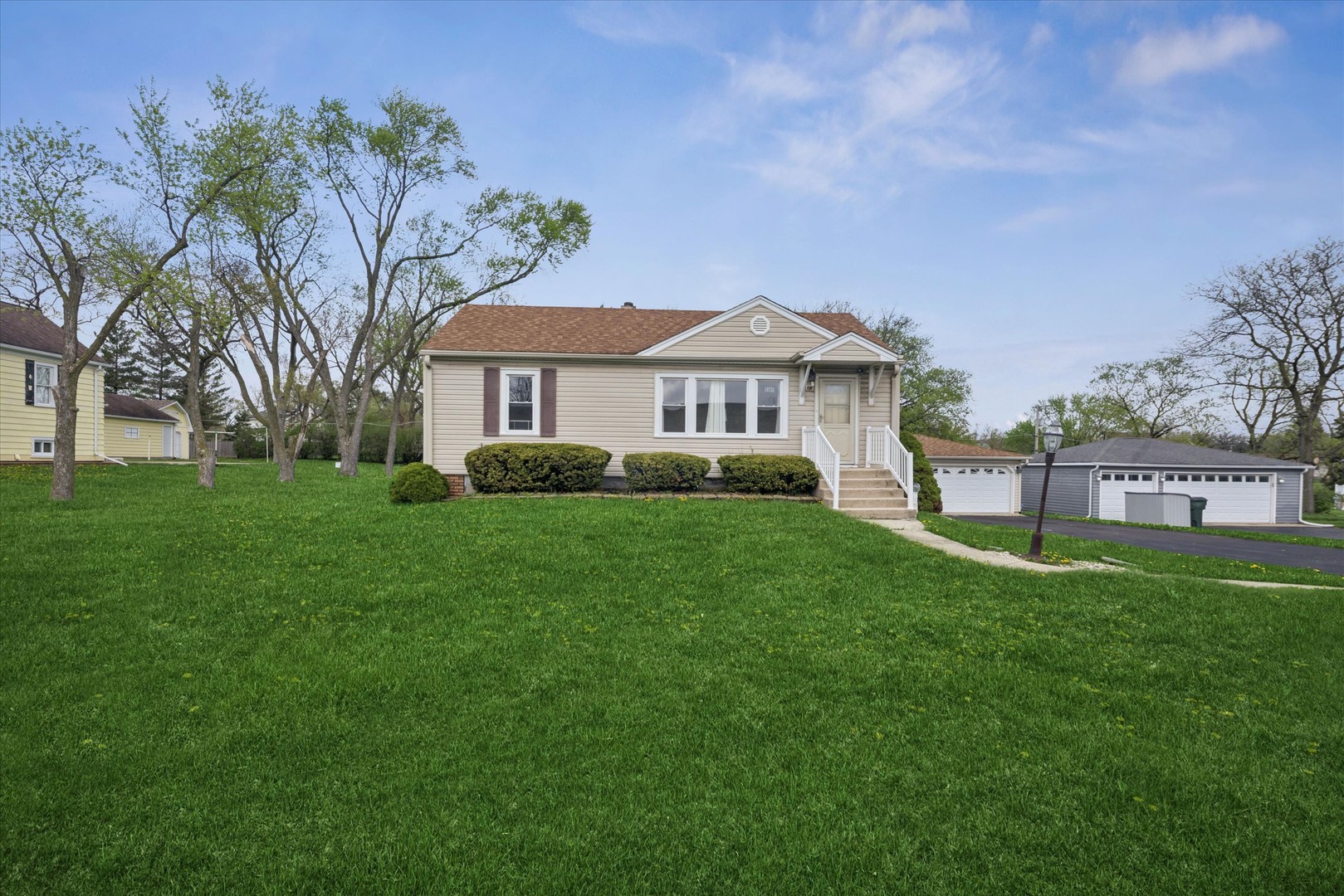 10732 71st Street, Countryside, IL