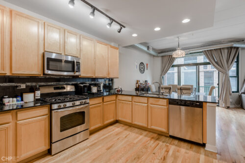 843 W Monroe Street #4B, Chicago, IL