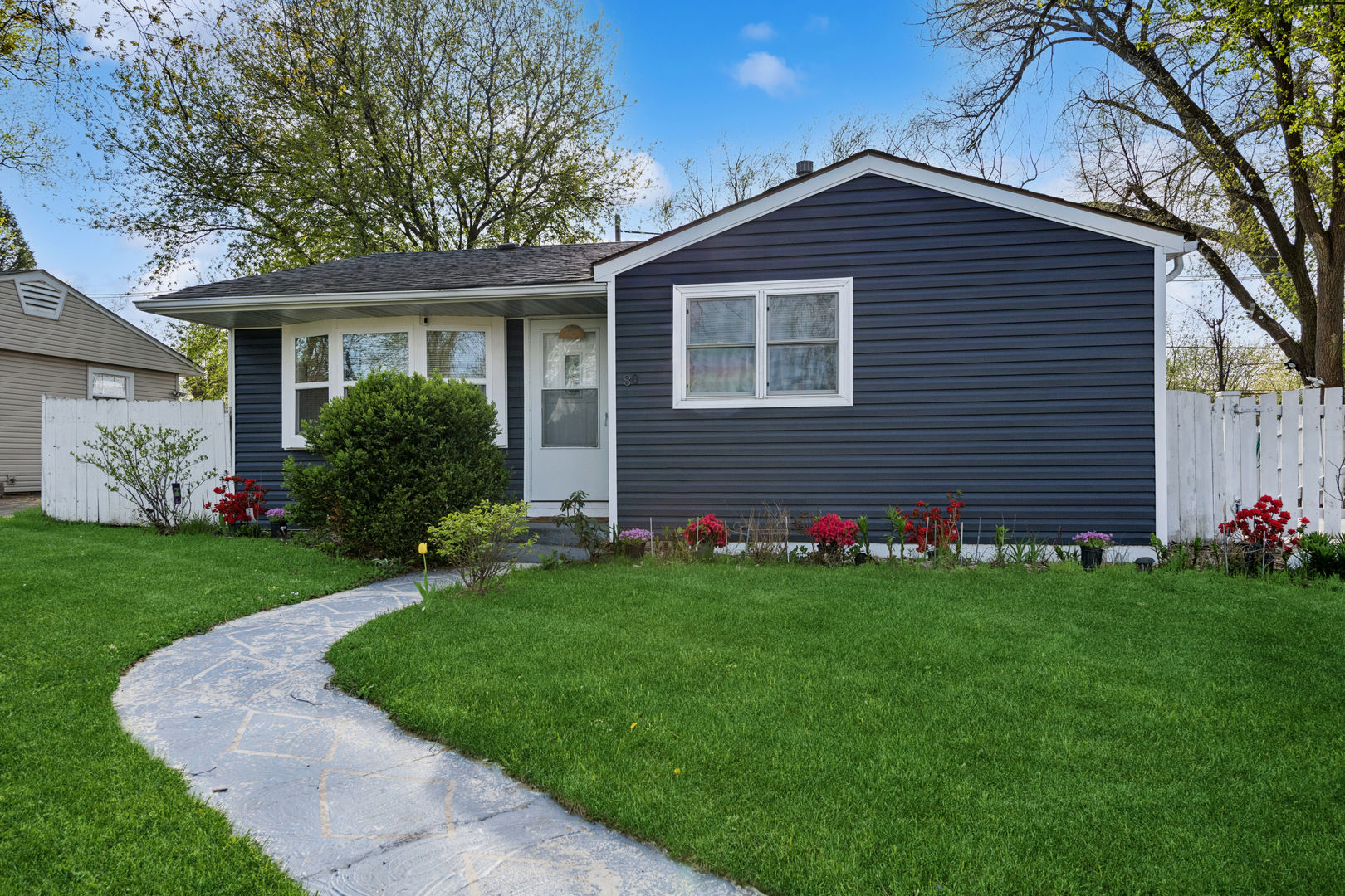 80 Birch Street, Carpentersville, IL