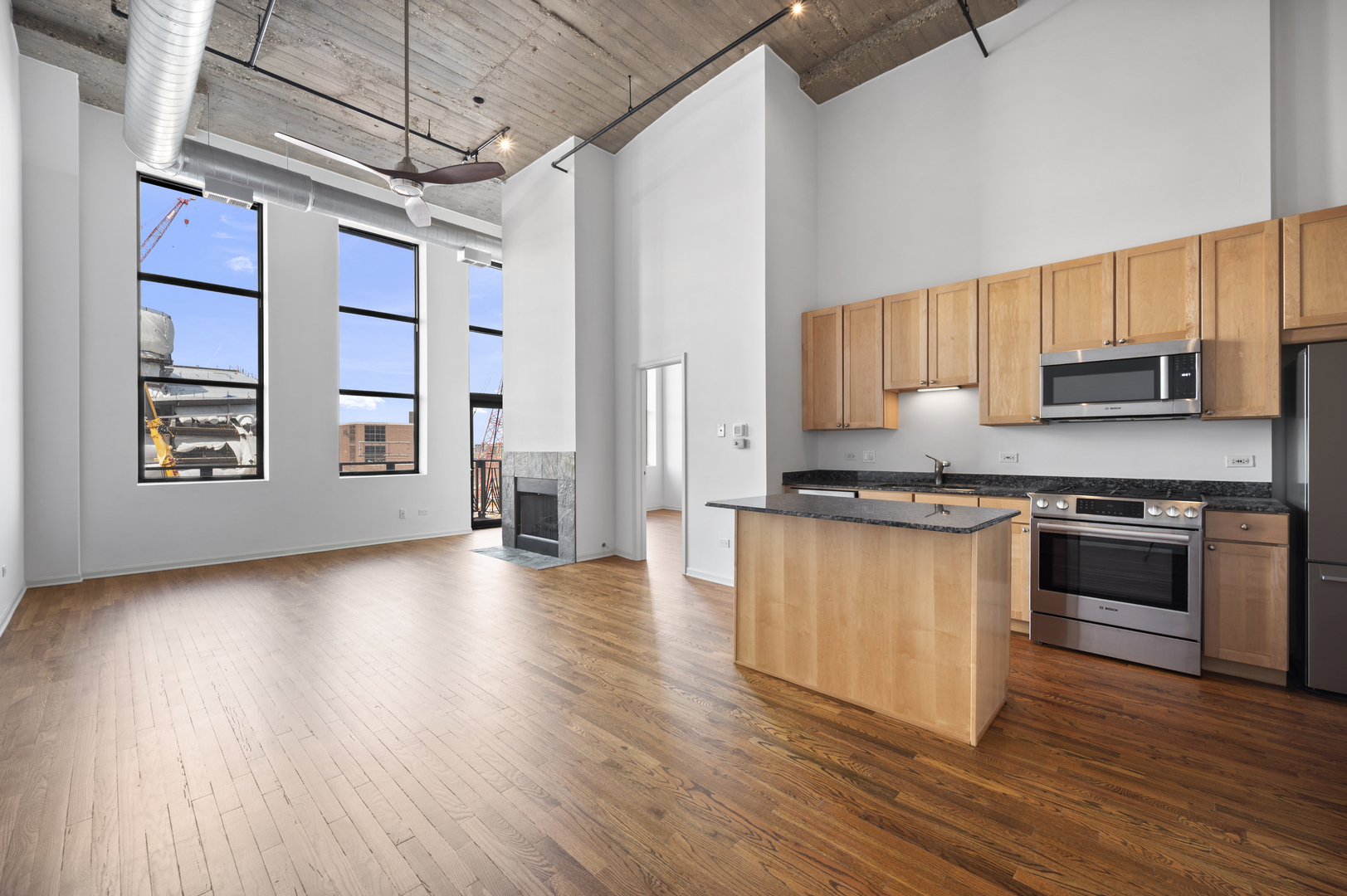 758 N Larrabee Street #310, Chicago, IL