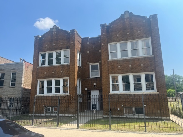 1005 N Springfield Avenue, Chicago, IL
