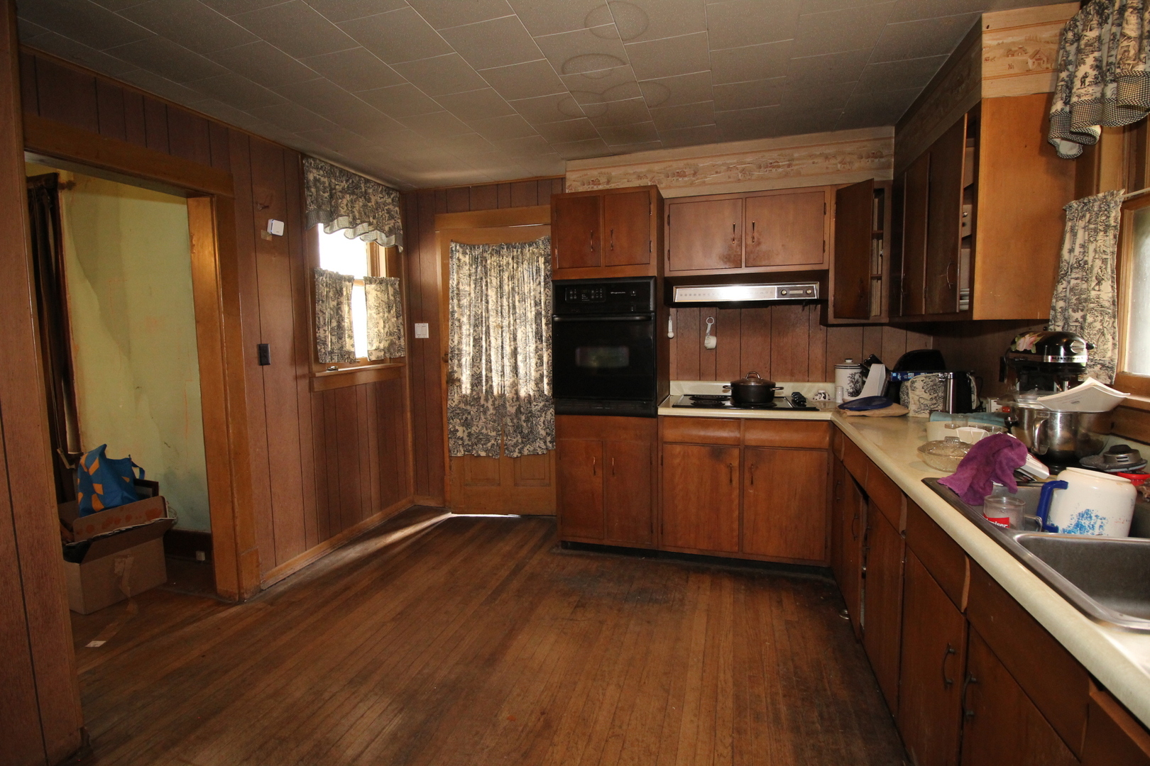 29369 N 1200 East Road, Blackstone, IL