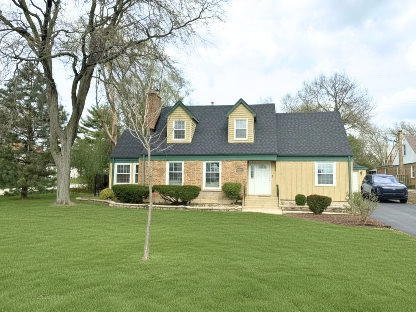 0S611 Cedar Avenue, Elmhurst, IL