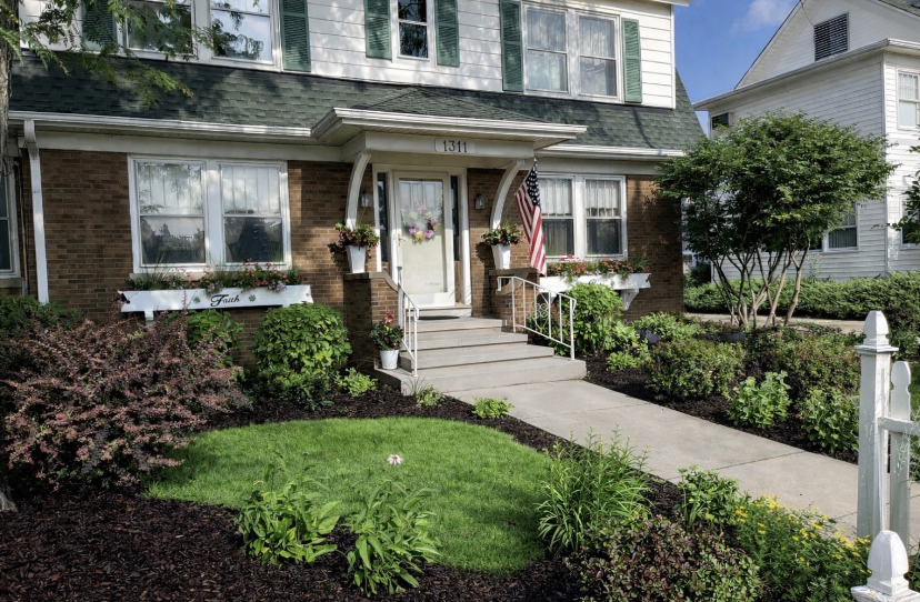 1311 N Richmond Road, McHenry, IL