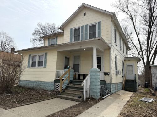 511 E Jackson Street, Bloomington, IL